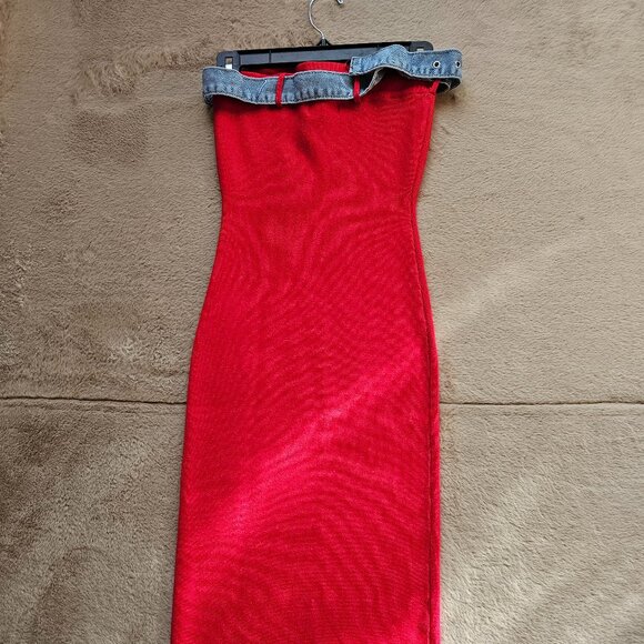 Red Strapless Bodycon Dress With Denim Belt - Picture 5 of 5
